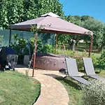 Dubravka - Komfortable Mit Pool Im Ruhigen Olivenhein * Valtura