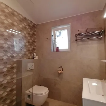 Villa Vila Dubravka - Schoen Und Komfortabel Inmitten Von Olivenbaeumen Und Weinbergen Mit Whirlpool