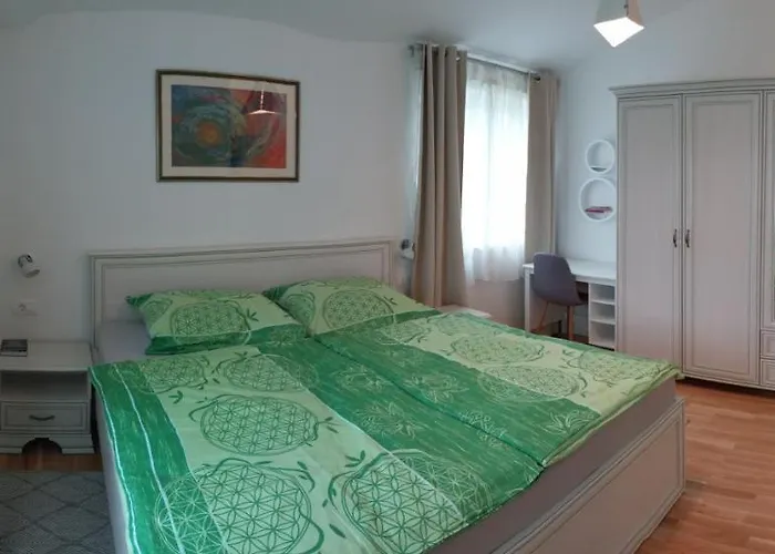 Dubravka - Schön Und Komfortabel Inmitten Von Olivenbäumen Und Weinbergen Mit Whirlpool Valtura